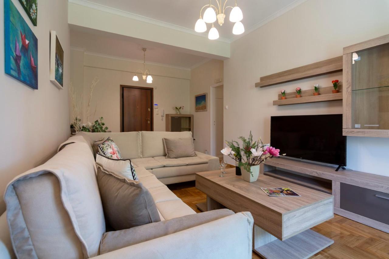 Acropolis View 2Bd Apt Next To Museum & Metro 아테네 외부 사진